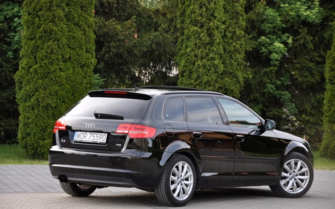 Audi A3 cena 44900 przebieg: 199895, rok produkcji 2011 z Moryń małe 704
